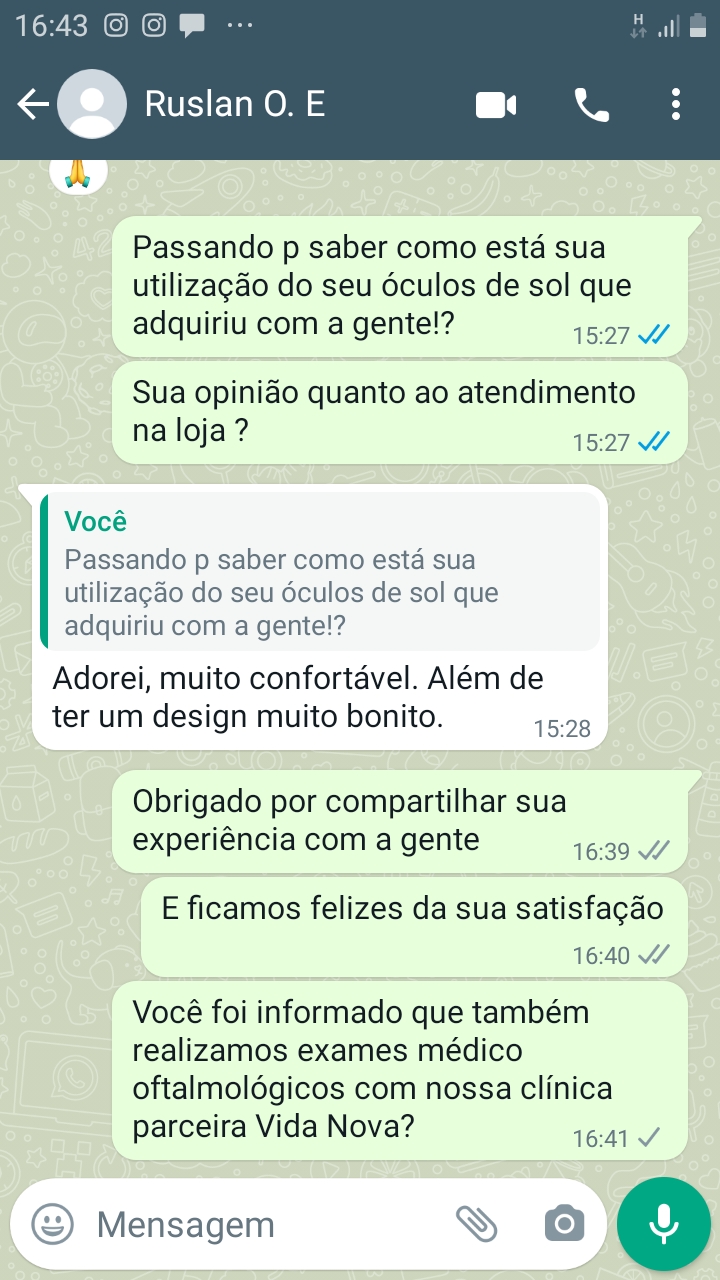 Print de conversa no WhatsApp: cliente satisfeita com os óculos novos